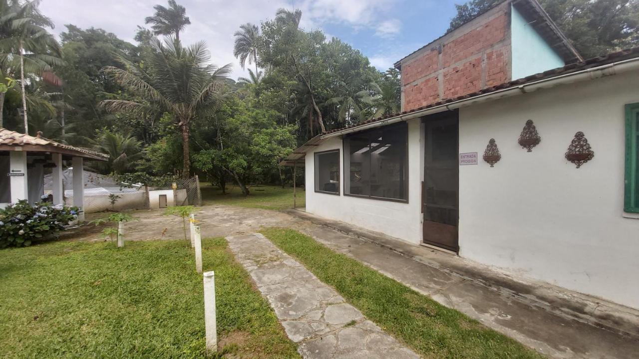 Chale No Jardim Ar Condicionado Pereque Acu Villa Ubatuba Exterior foto