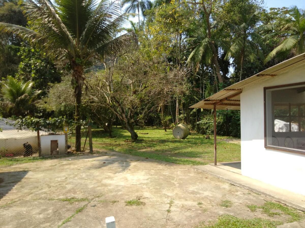 Chale No Jardim Ar Condicionado Pereque Acu Villa Ubatuba Exterior foto